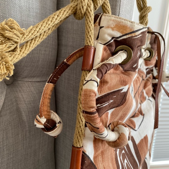 Marni Tote - Picture 7 of 11